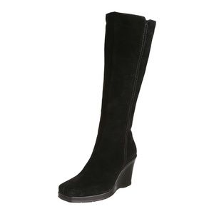 La Canadienne Ivana Black Suede Boot, Size 8, Waterproof